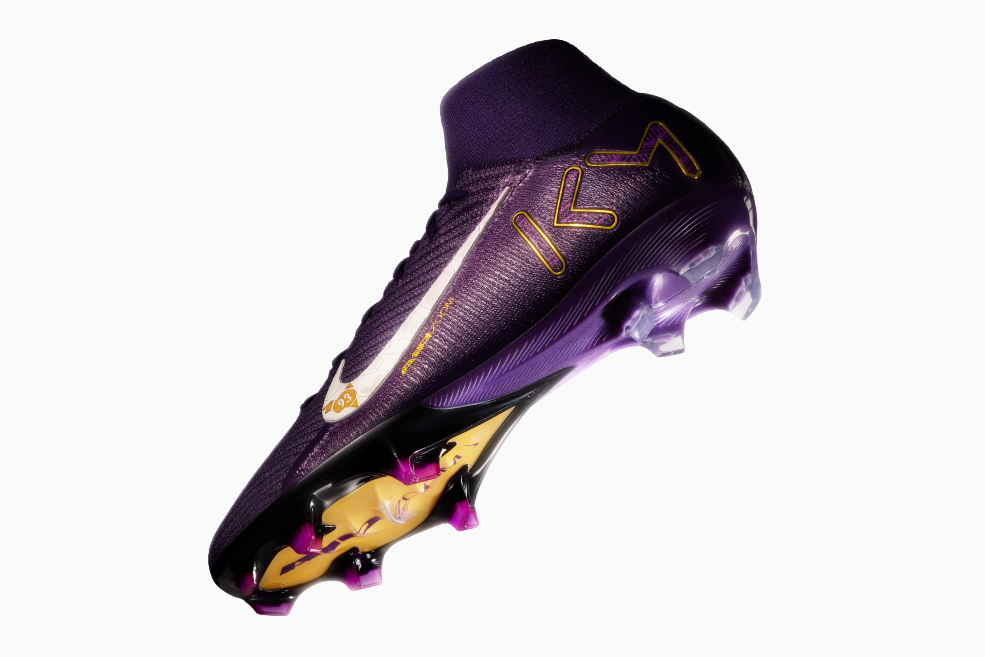 キリアン・エムバペのNikeプレーヤーエディションスパイクが新 キリアン・エムバペのNikeプレーヤーエディションスパイクが新