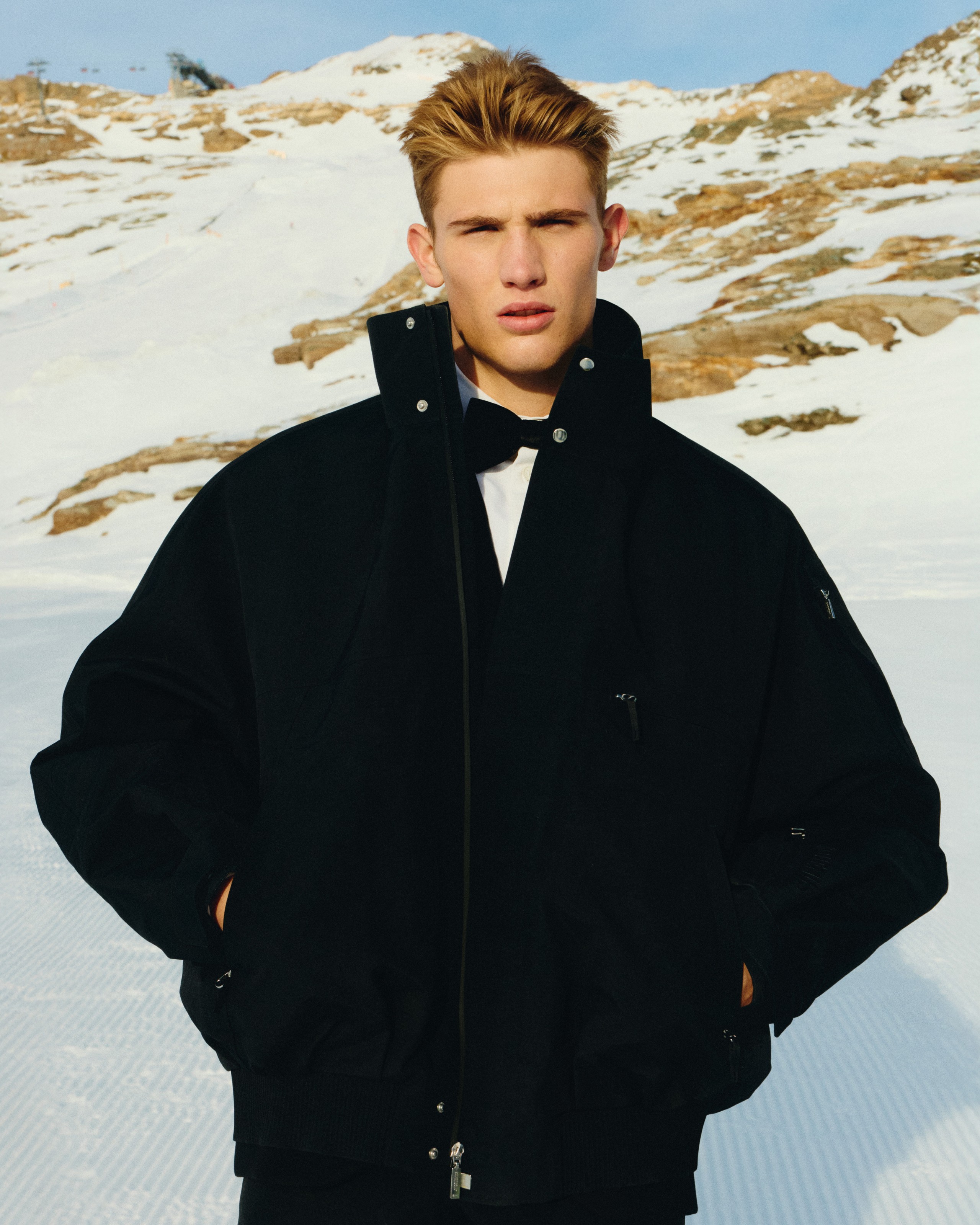 Hit the Slopes and Chalet in Style With the Nike x Jacquemus Après