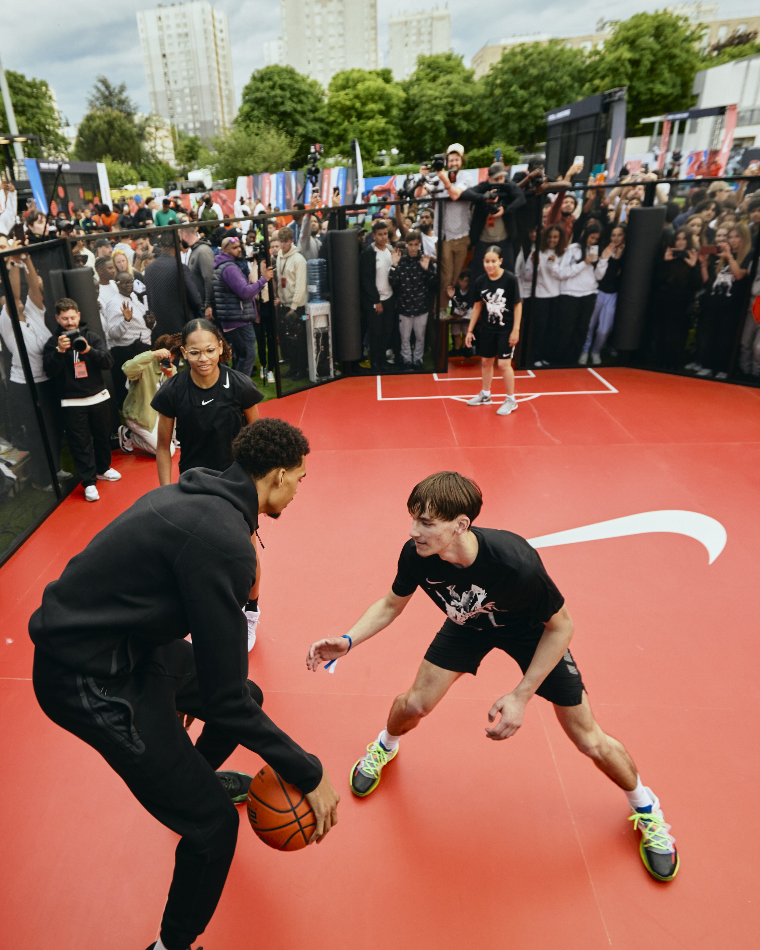 キリアン・エムバペ主催のイベントを皮切りに、スポーツへの若者の参加