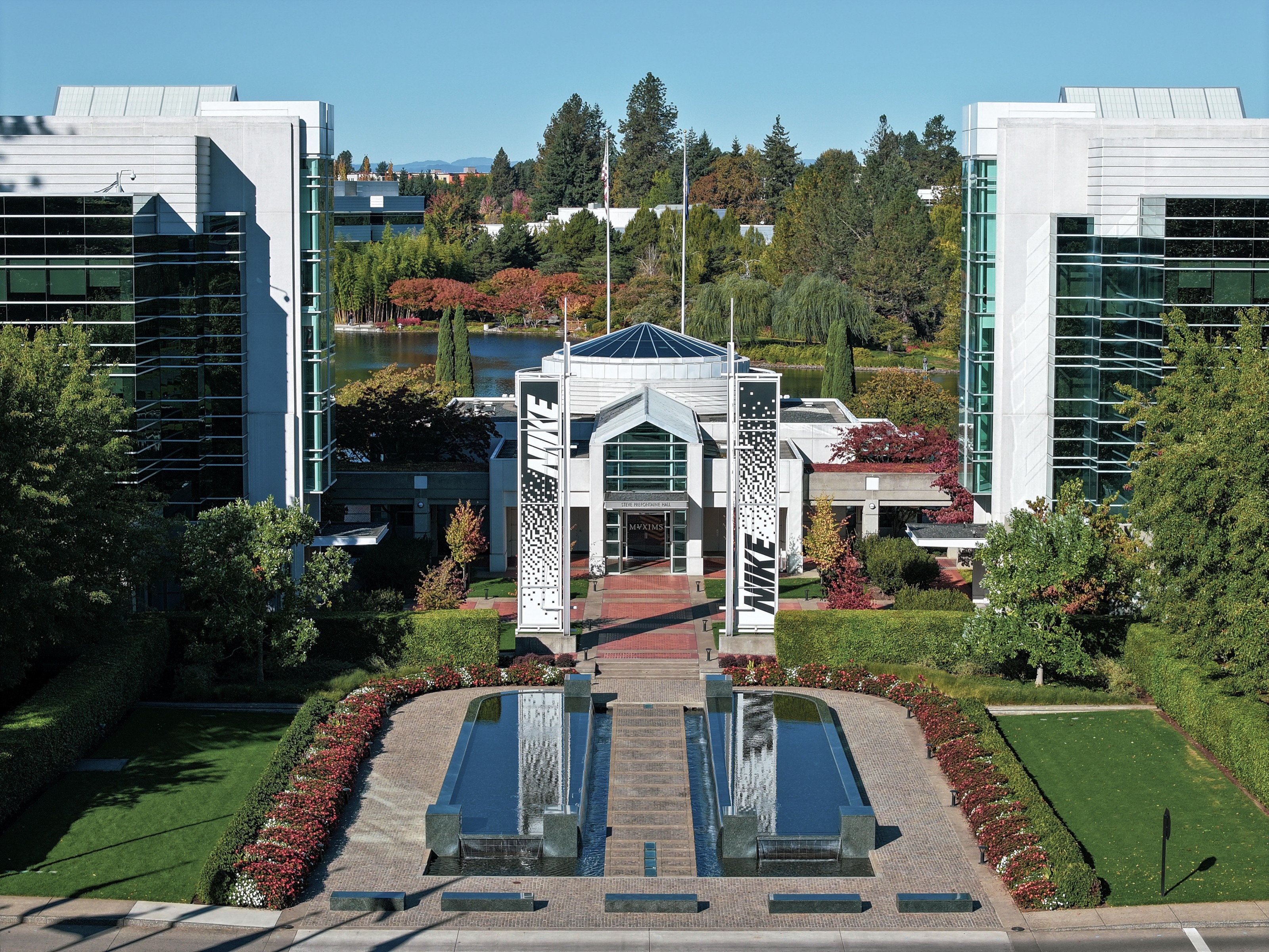 where is nike headquarters located