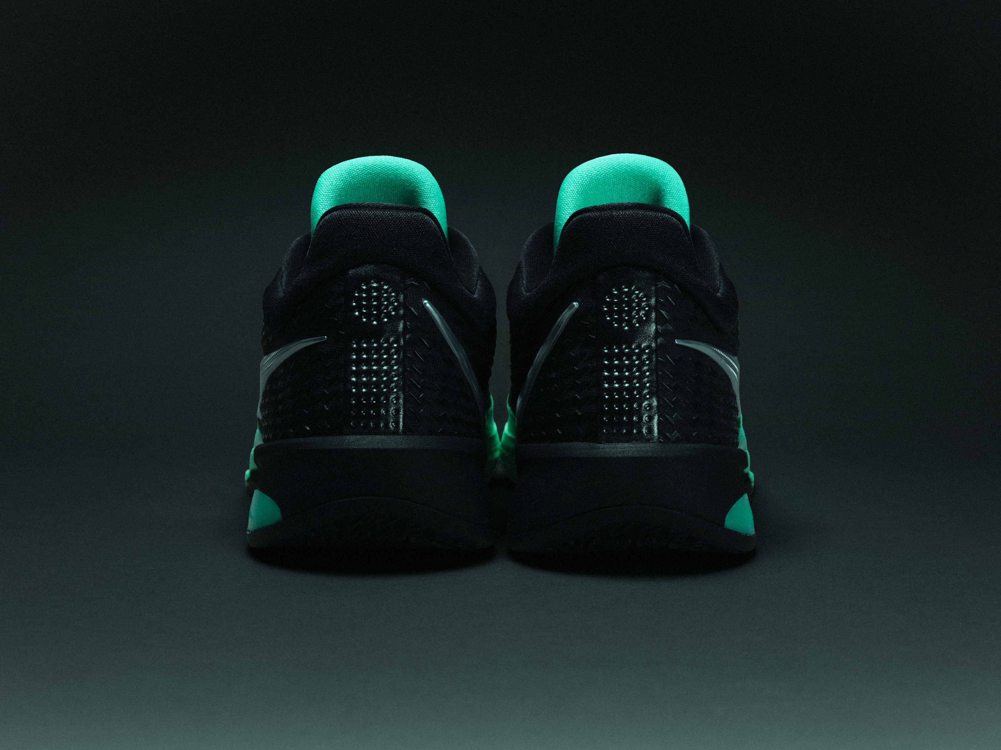 Nikeとサブリナ・イオネスクが、サブリナ 4 シグネチャー コレクション