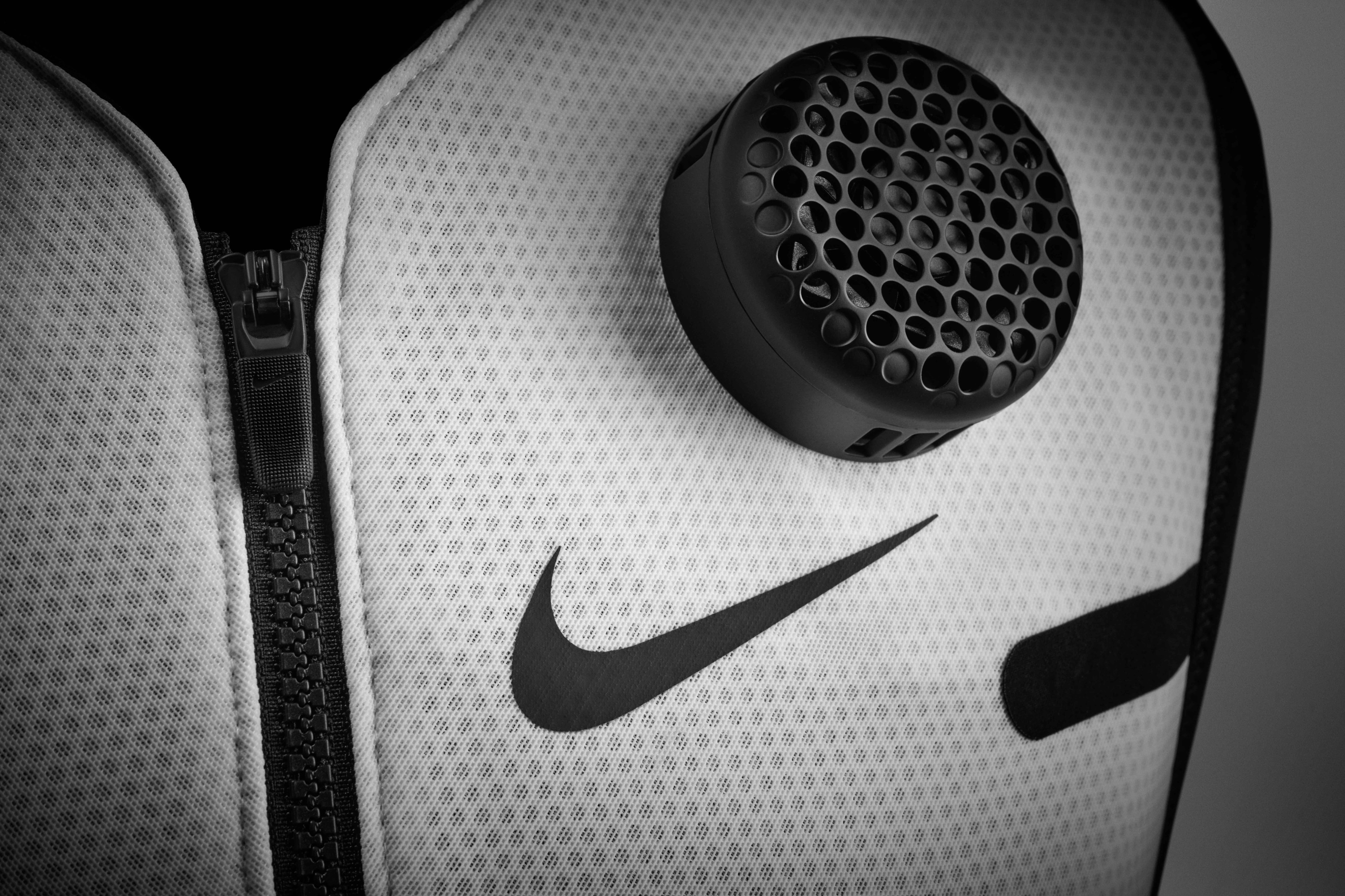 新品未使用未開封 Nike NPC リカバリー ハイパータイツ Sサイズ