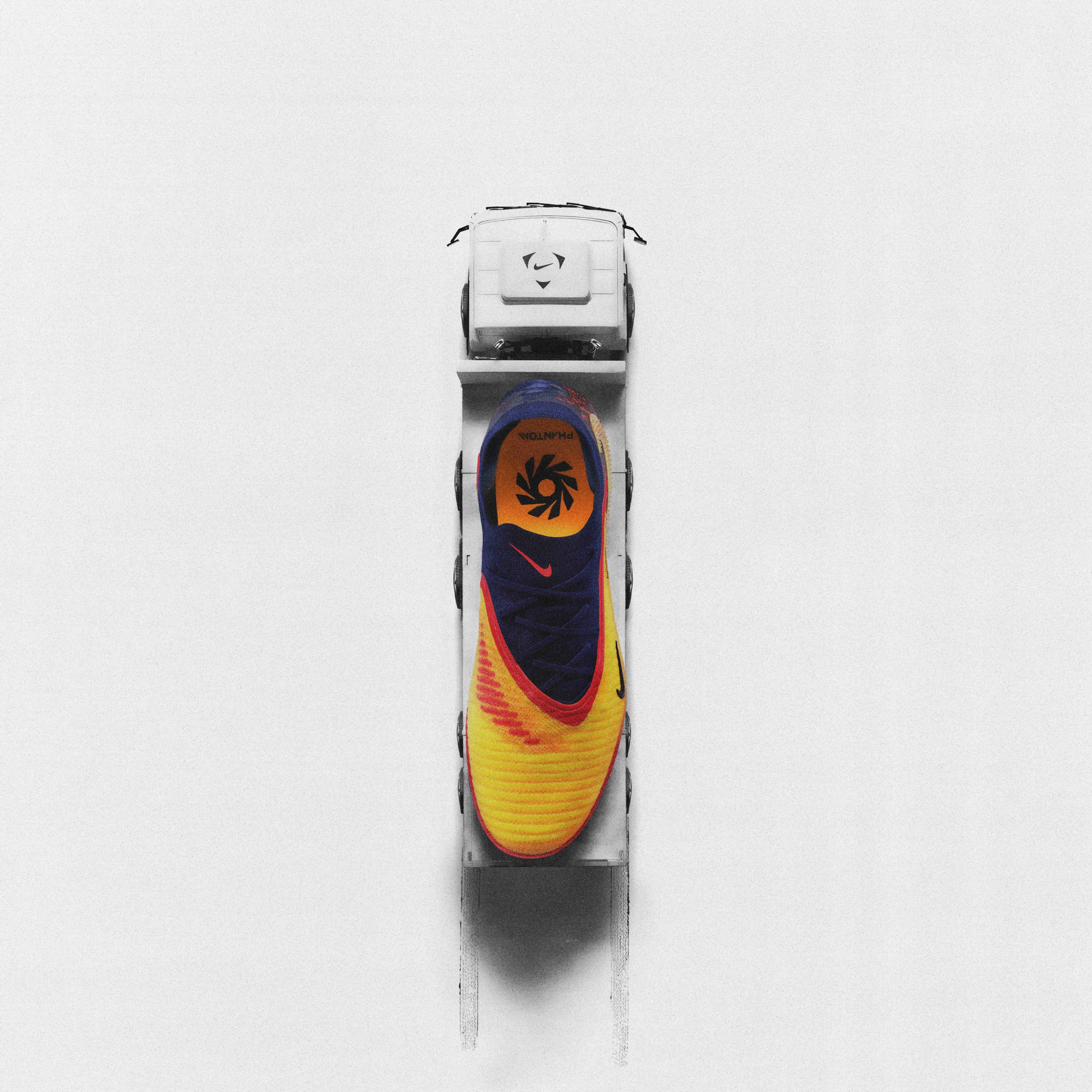 アーリン・ハーランドの初プレーヤー エディション「ナイキ ファントム