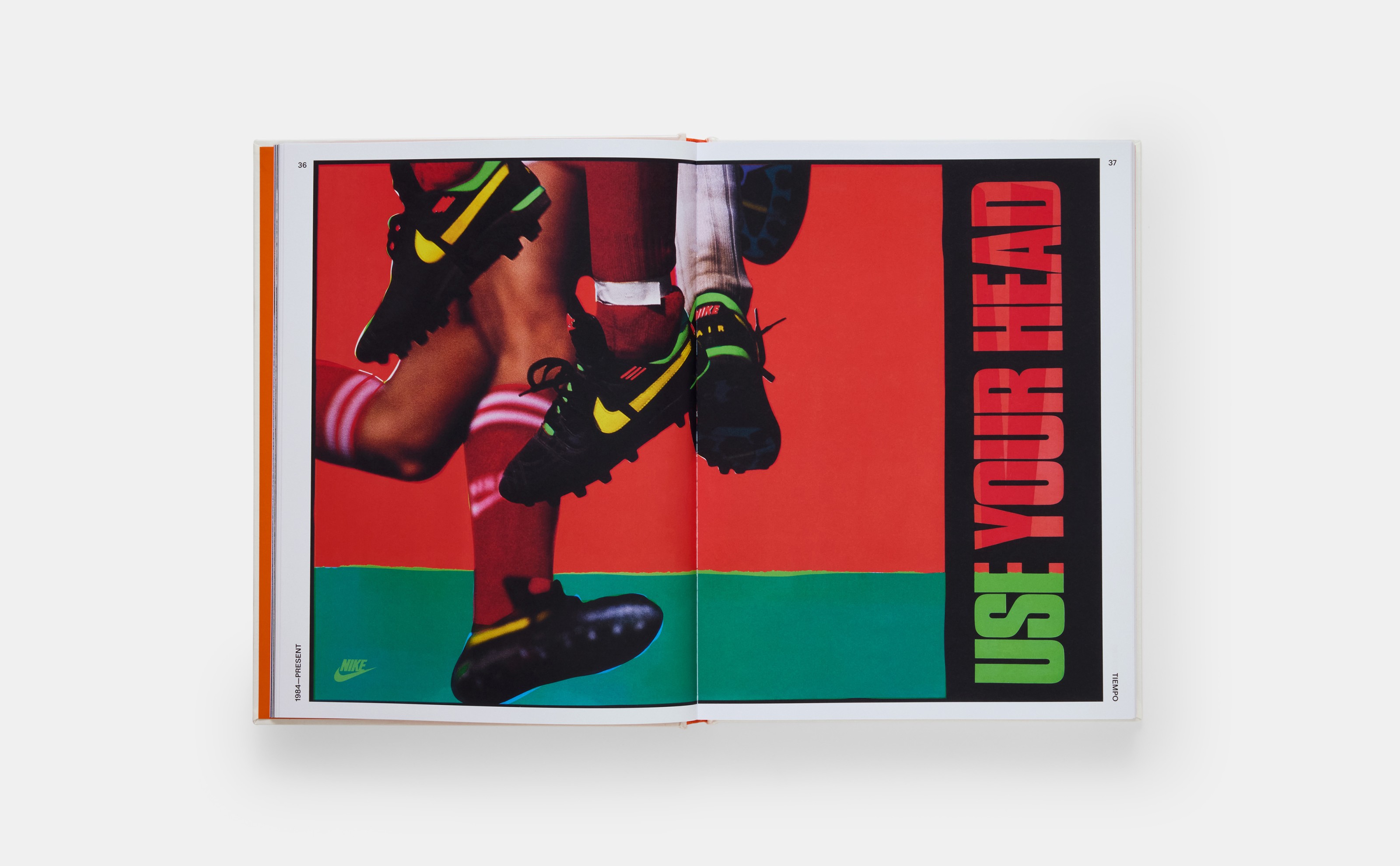 NikeとPhaidon Press、Nike Footballのスパイクの歴史を新たな視点で