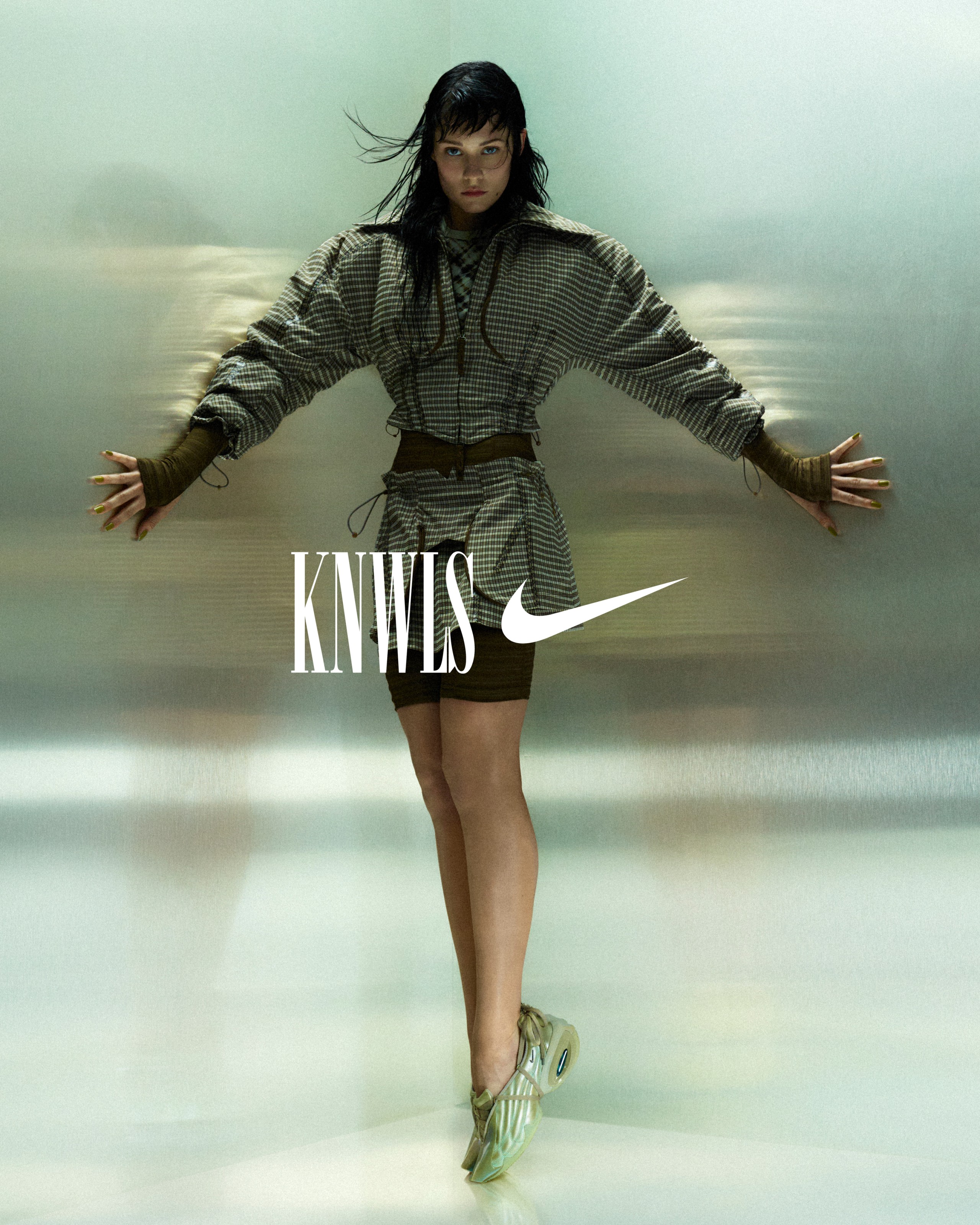 KNWLS Nike、新作アパレル＆フットウェア コレクションで