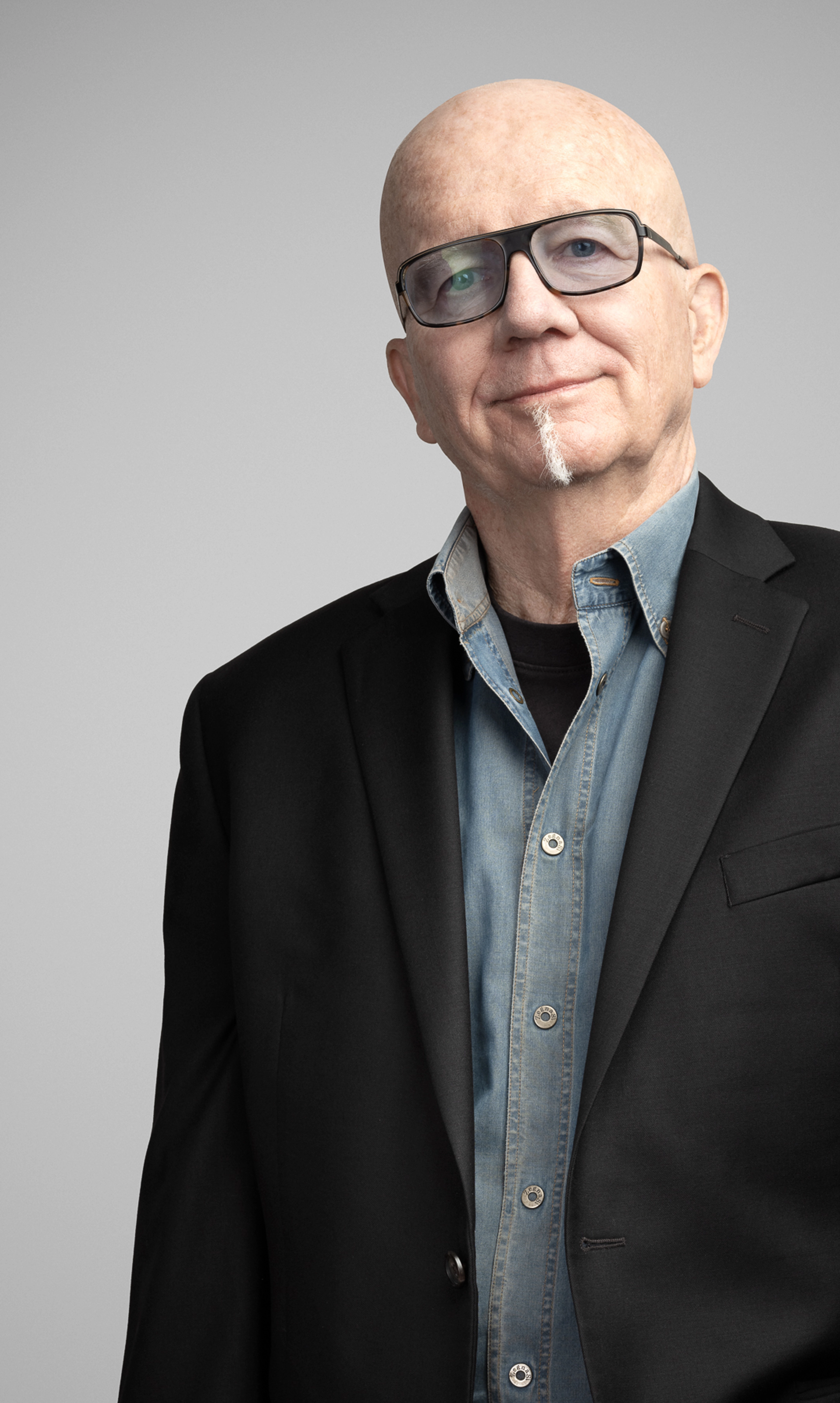 Nike Inc Leadership Tom Clarke 0738