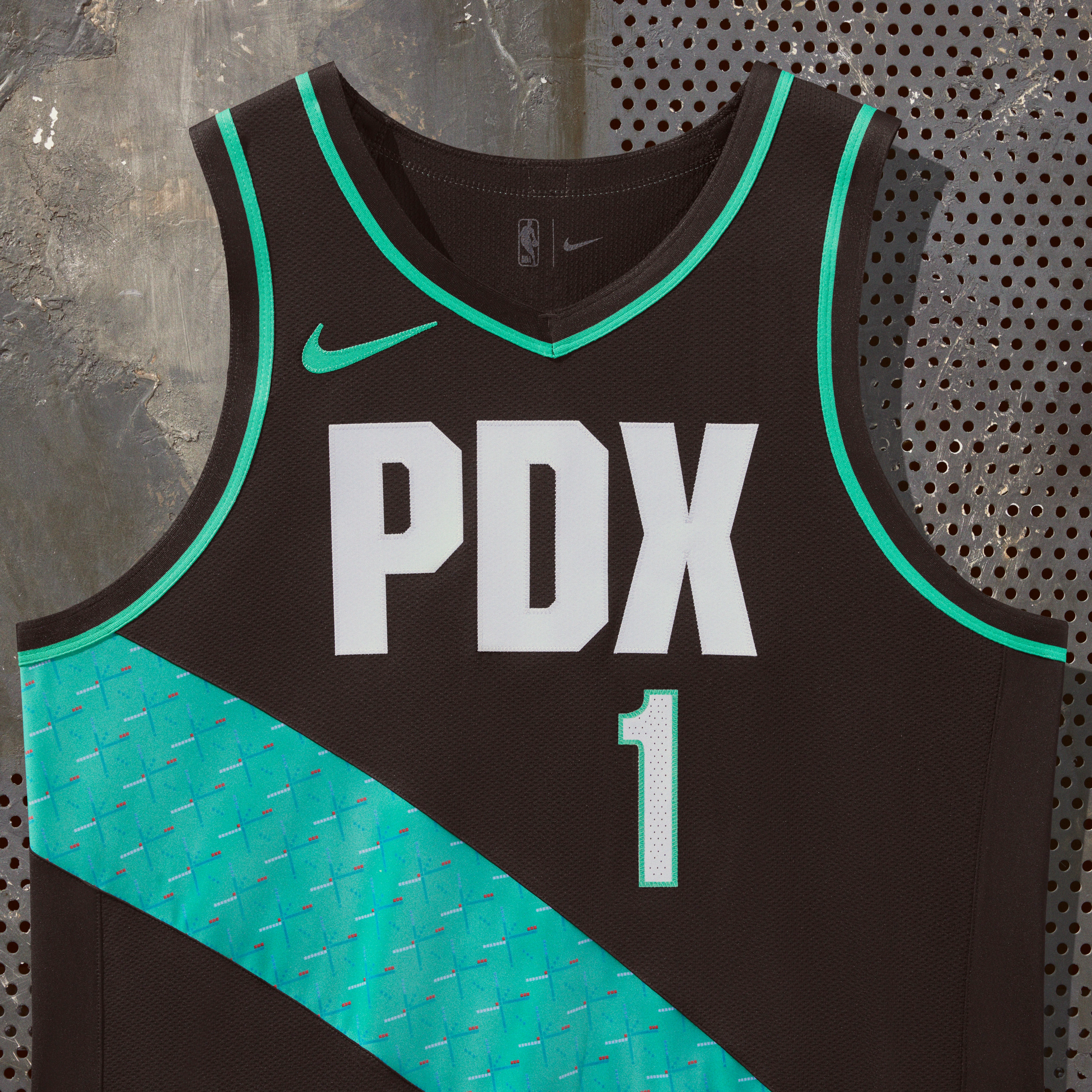 Ho22 Nbacityedition Na Offbody Pdx Detail 00252 05 Sp 01