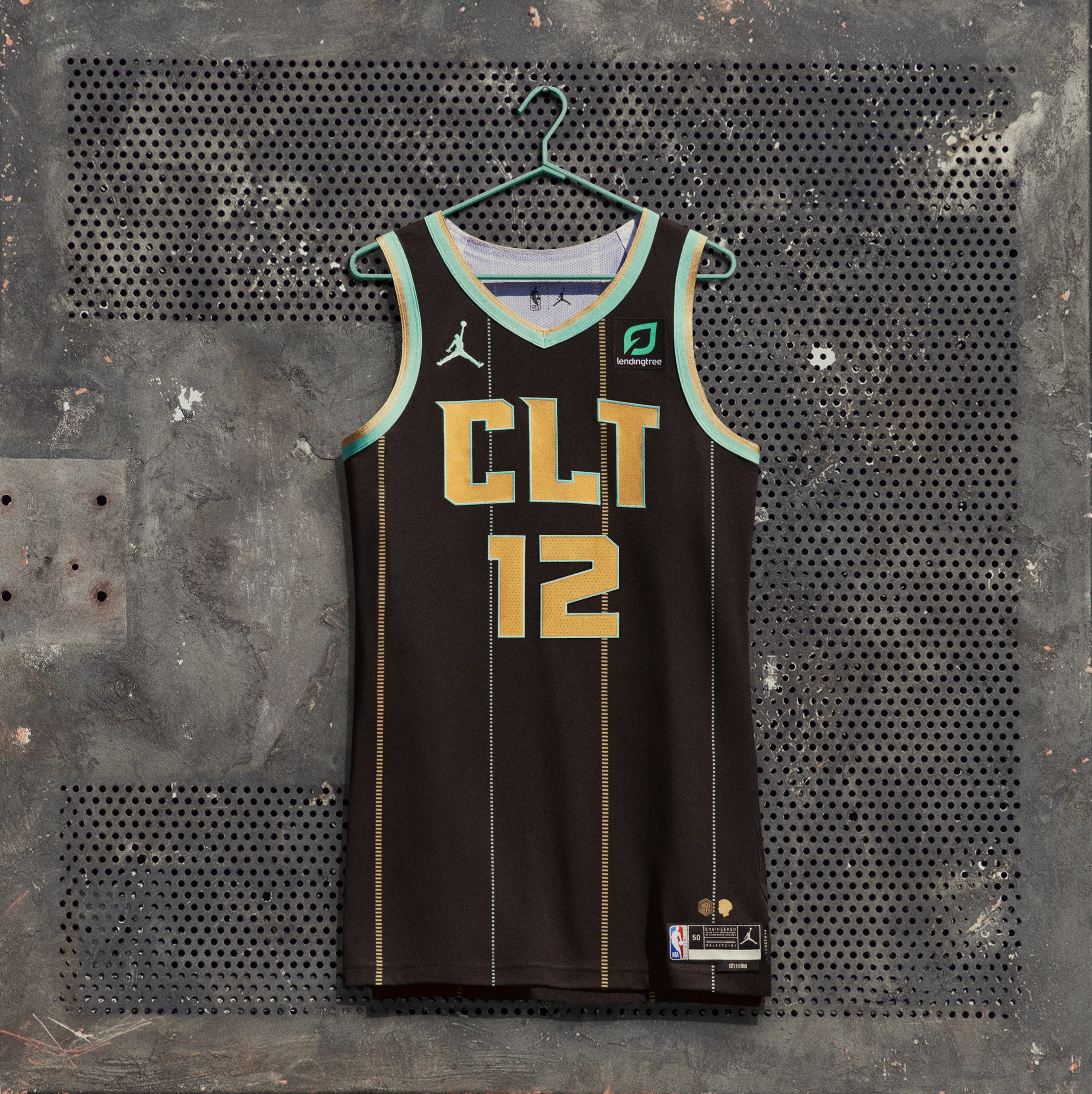 Ho22 Nbacityedition Na Offbody Charlotte Hero 0014 05 Sp 01