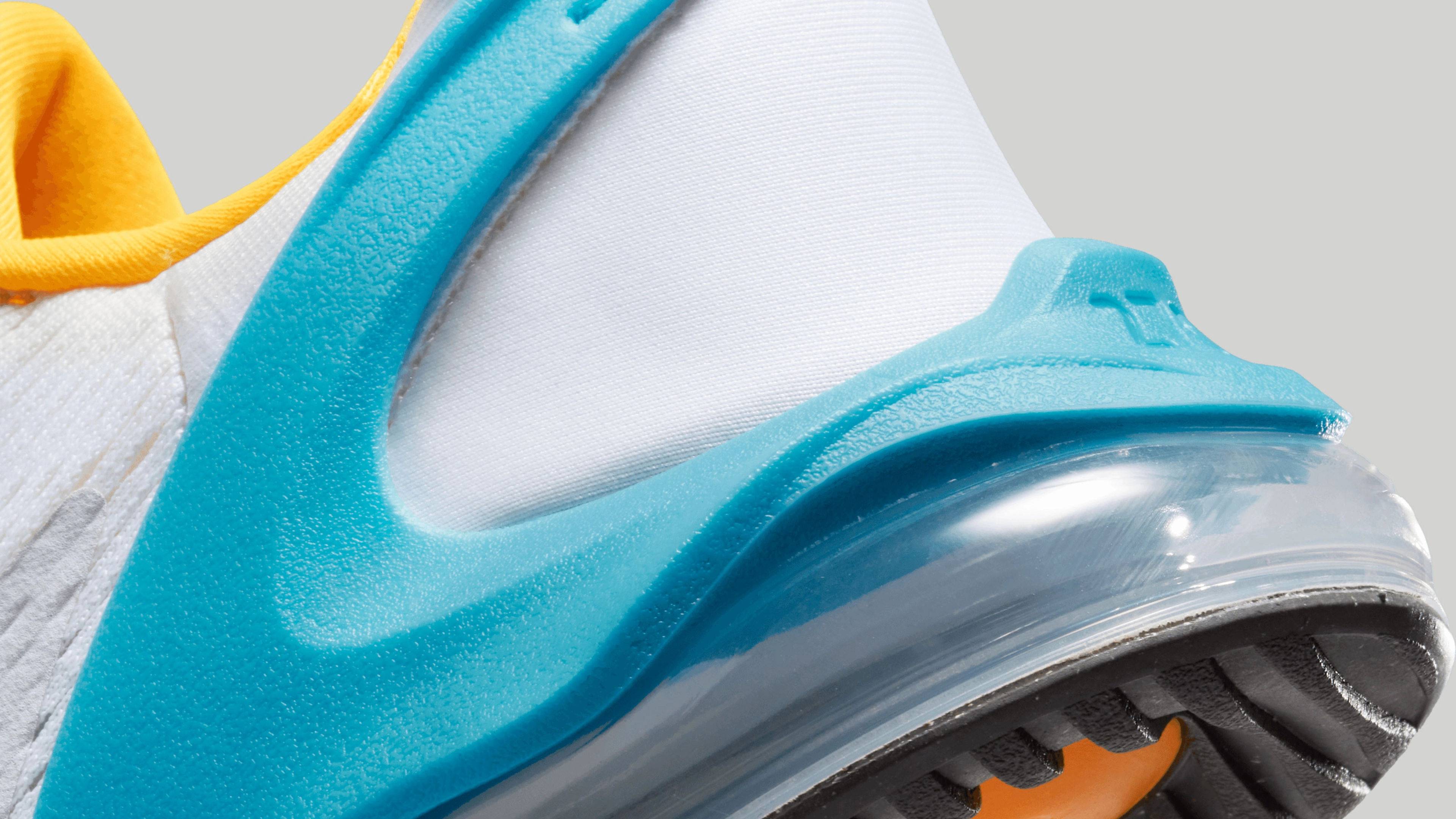 Nike Airmax270go 3