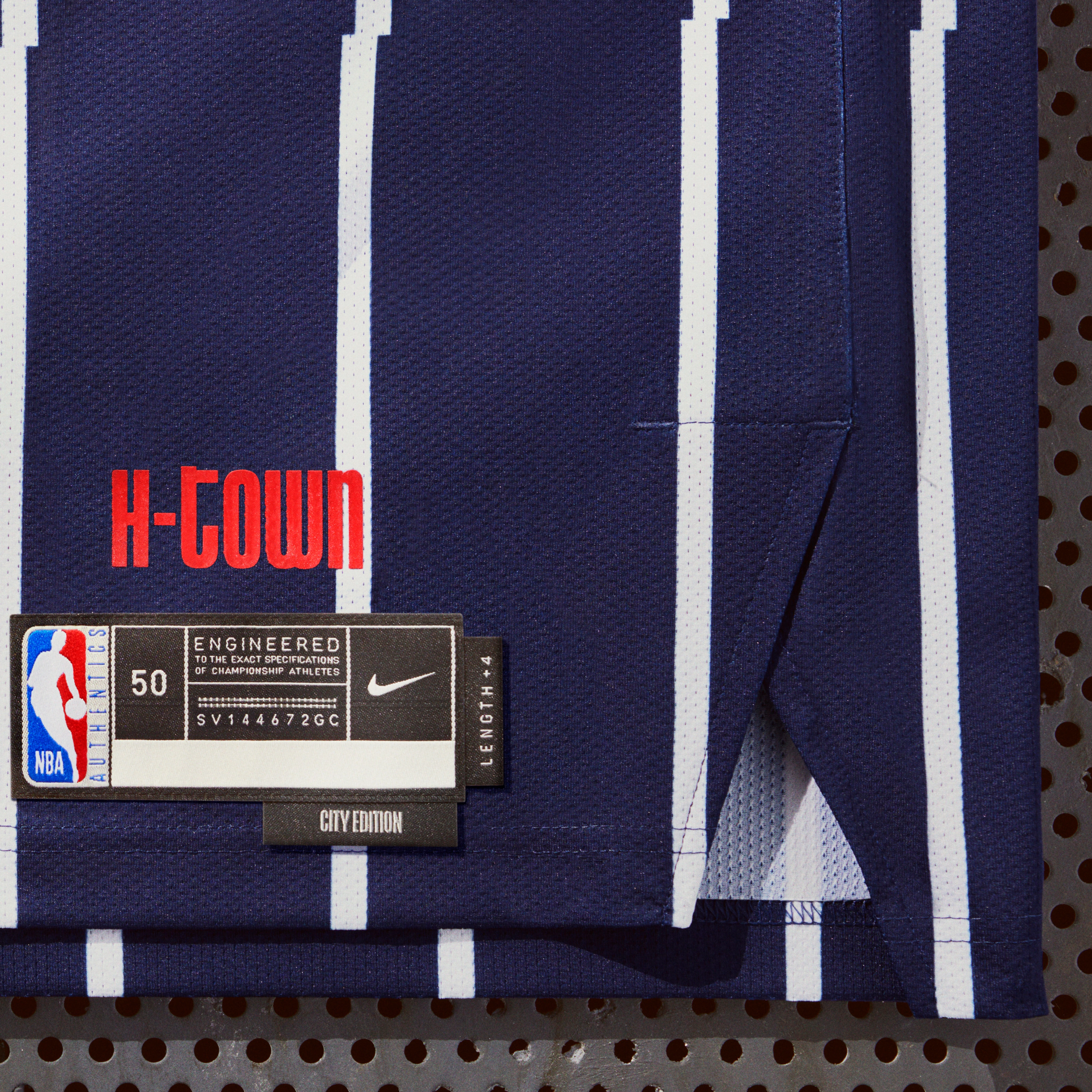 Ho22 Nbacityedition Na Offbody Houston Tag 00452 05