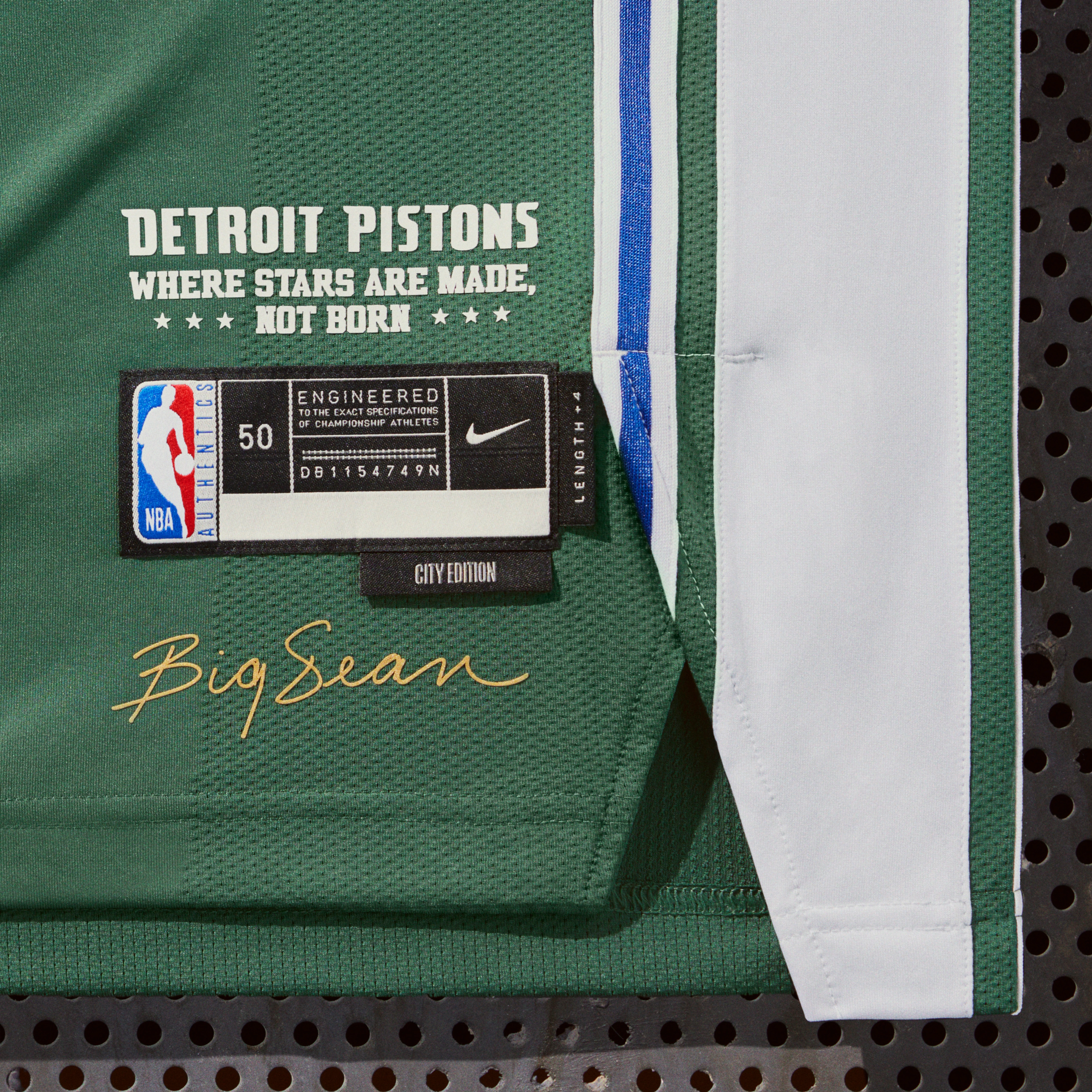 Ho22 Nbacityedition Na Offbody Detroit Tag 00437 05