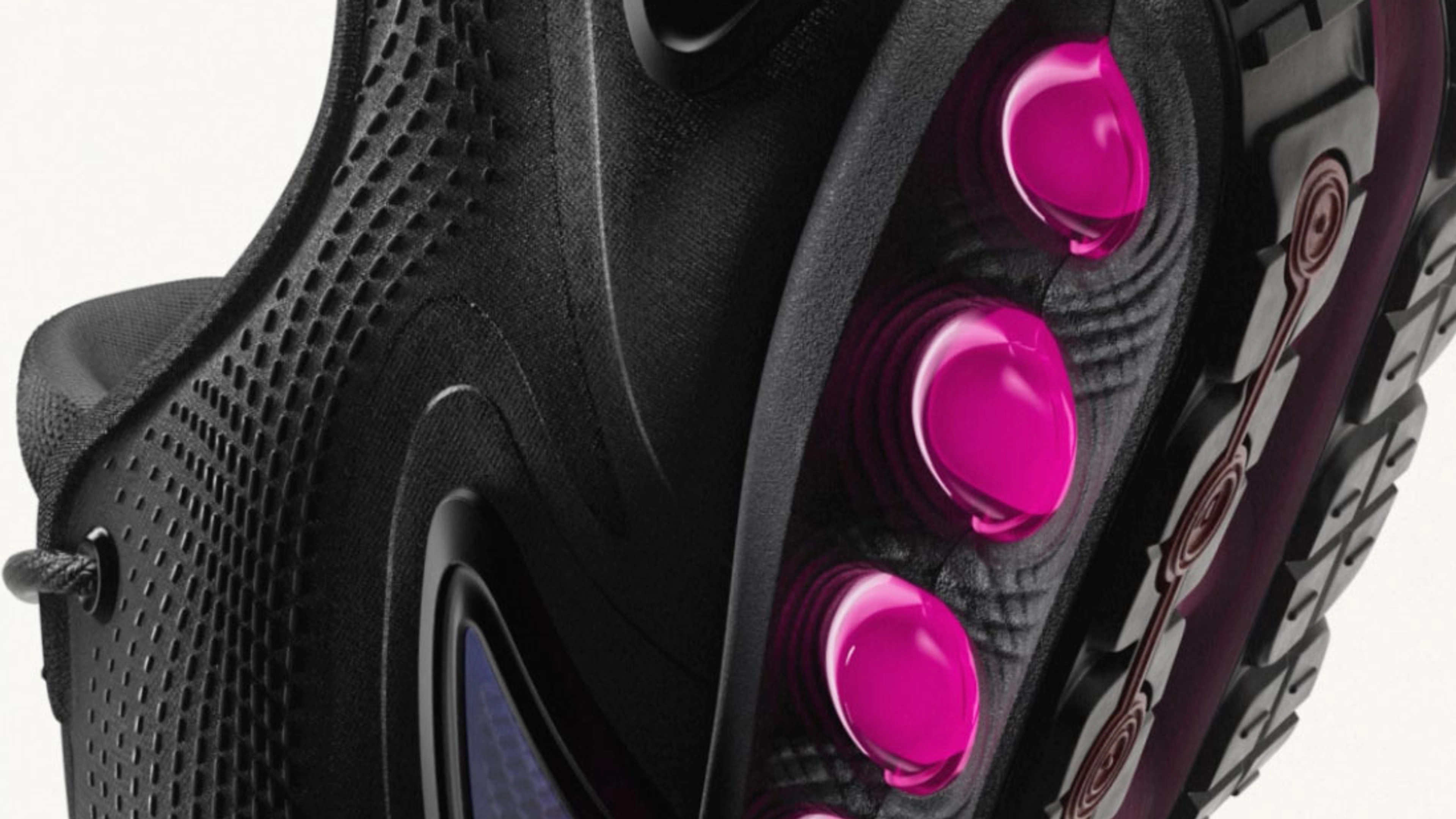 360 view of the Nike Air Max Dn featuring the dynamic air system comprised of a dual chamber, four tubed Nike Air unit design.
