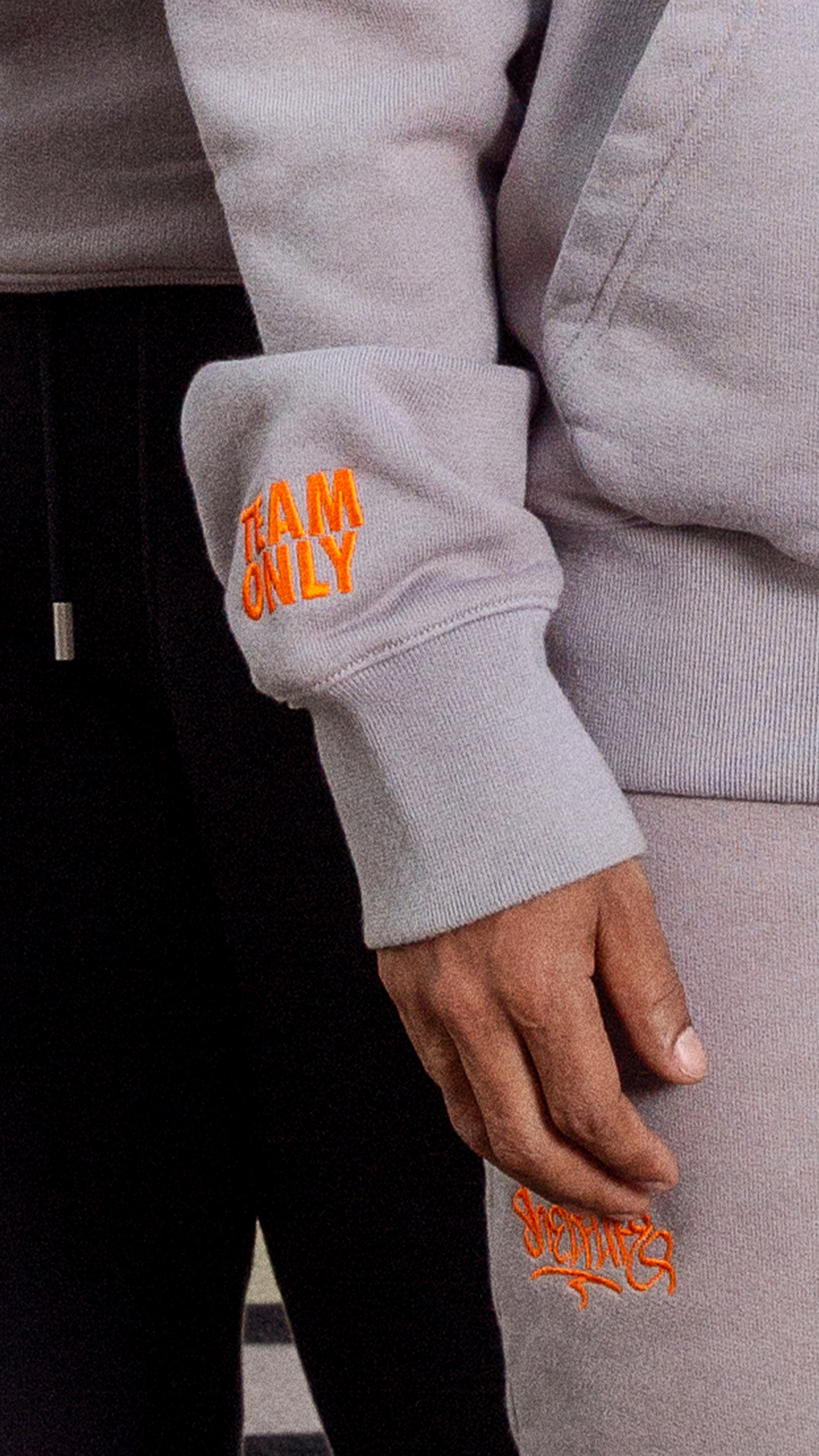 Apparrel Closeup 1080x1920