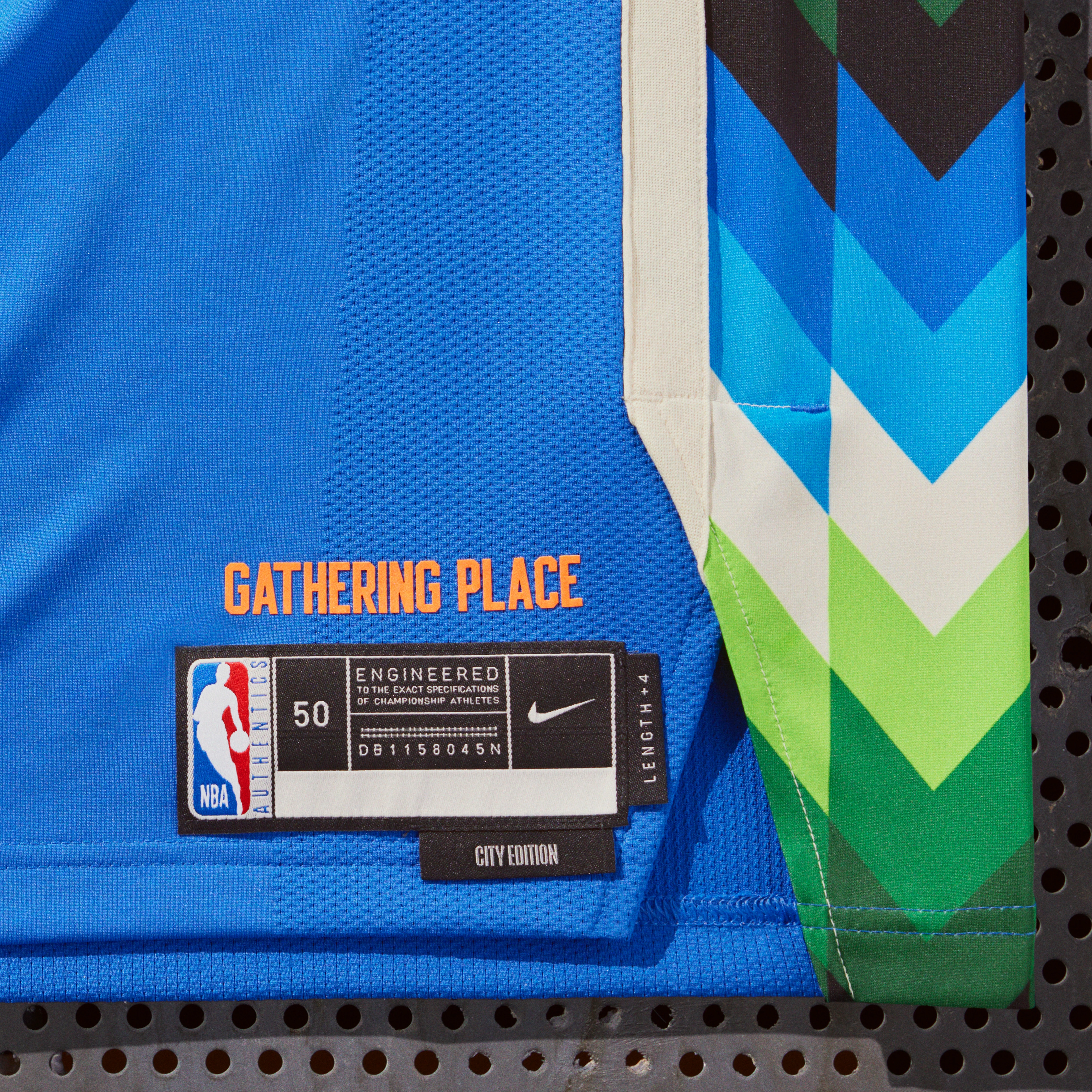 Ho22 Nbacityedition Na Offbody Milwaukee Tag 00419 04