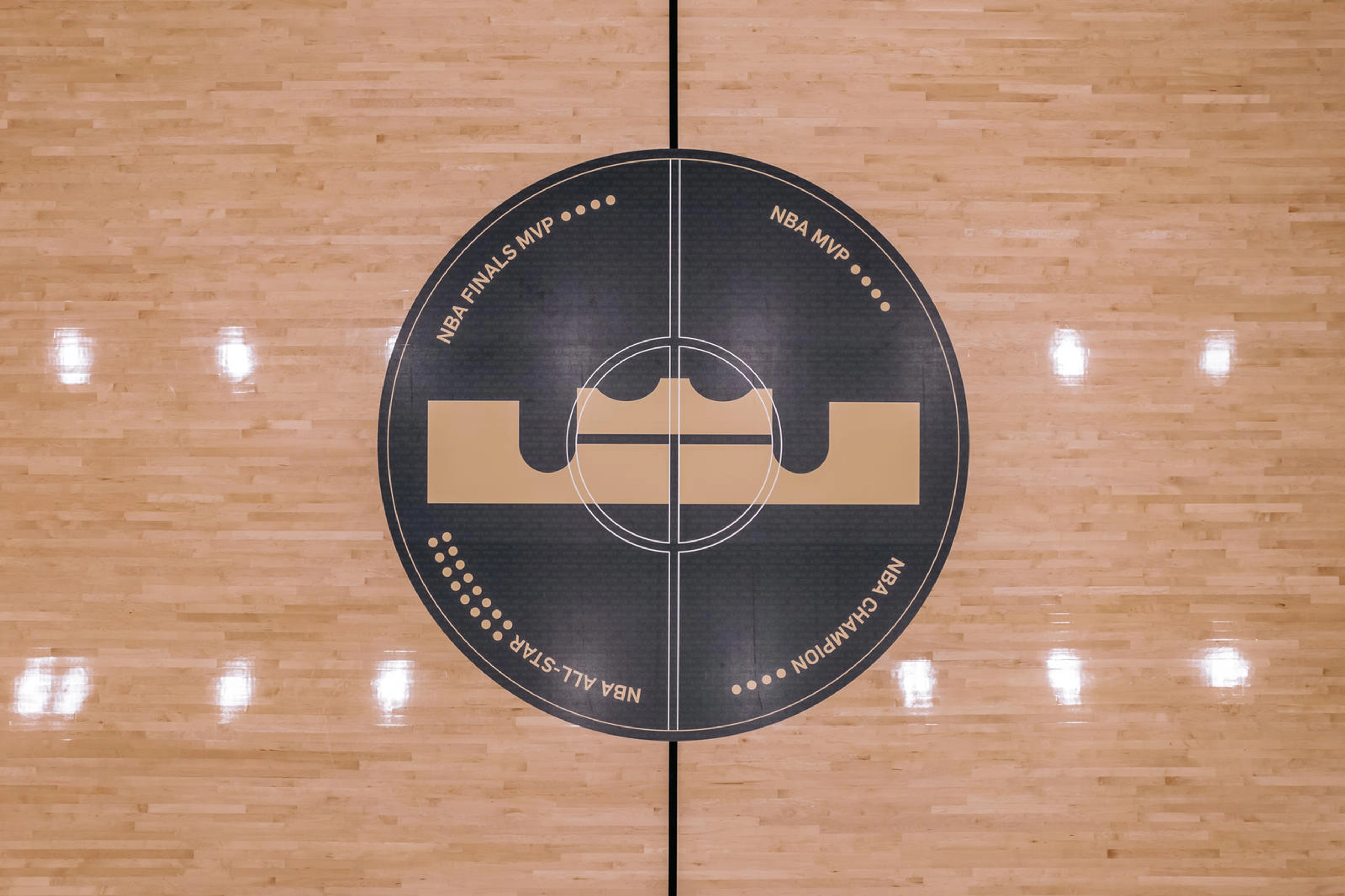 Lebron James Innovation Center Bbcourt