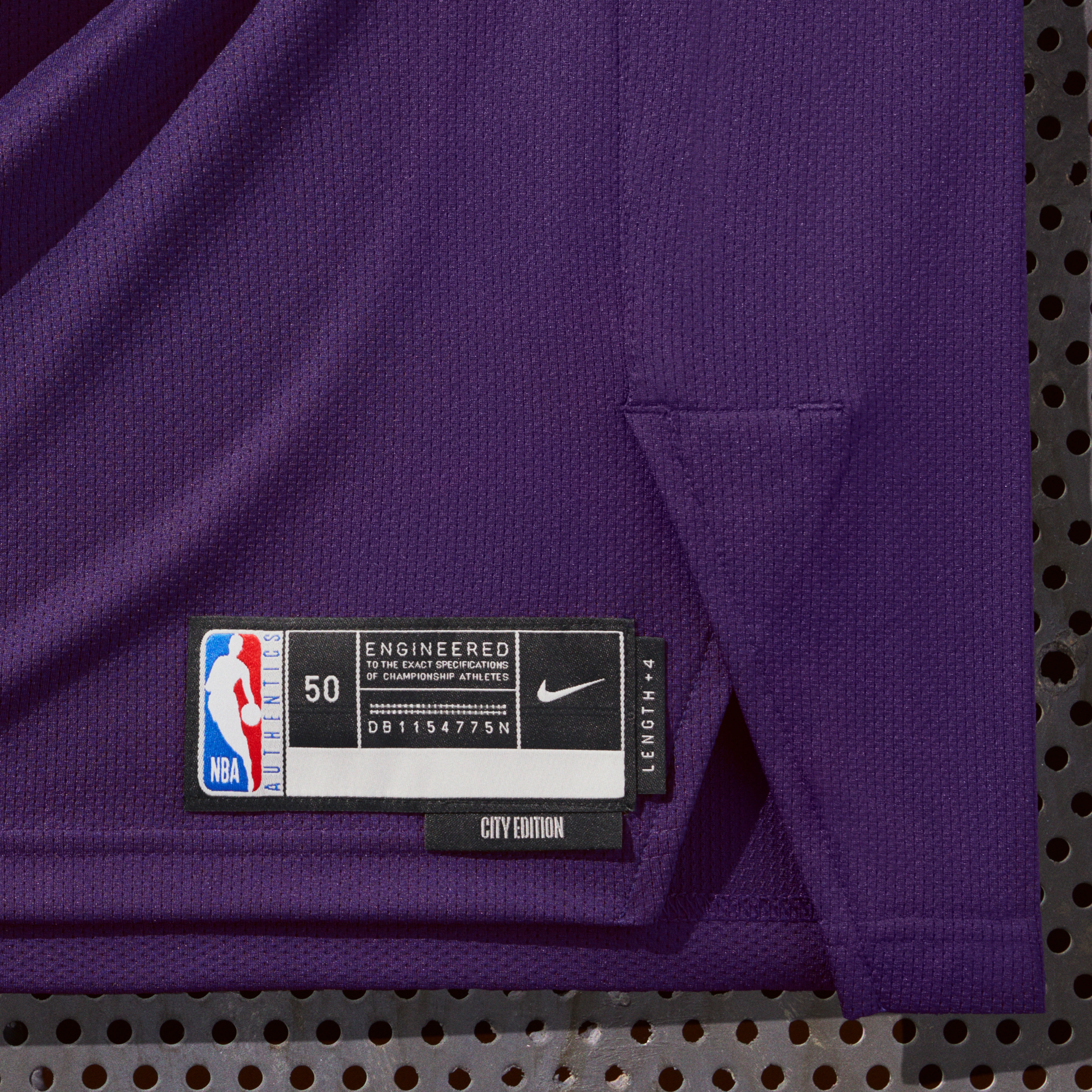 Ho22 Nbacityedition Na Offbody Neworleans Tag 00458 04