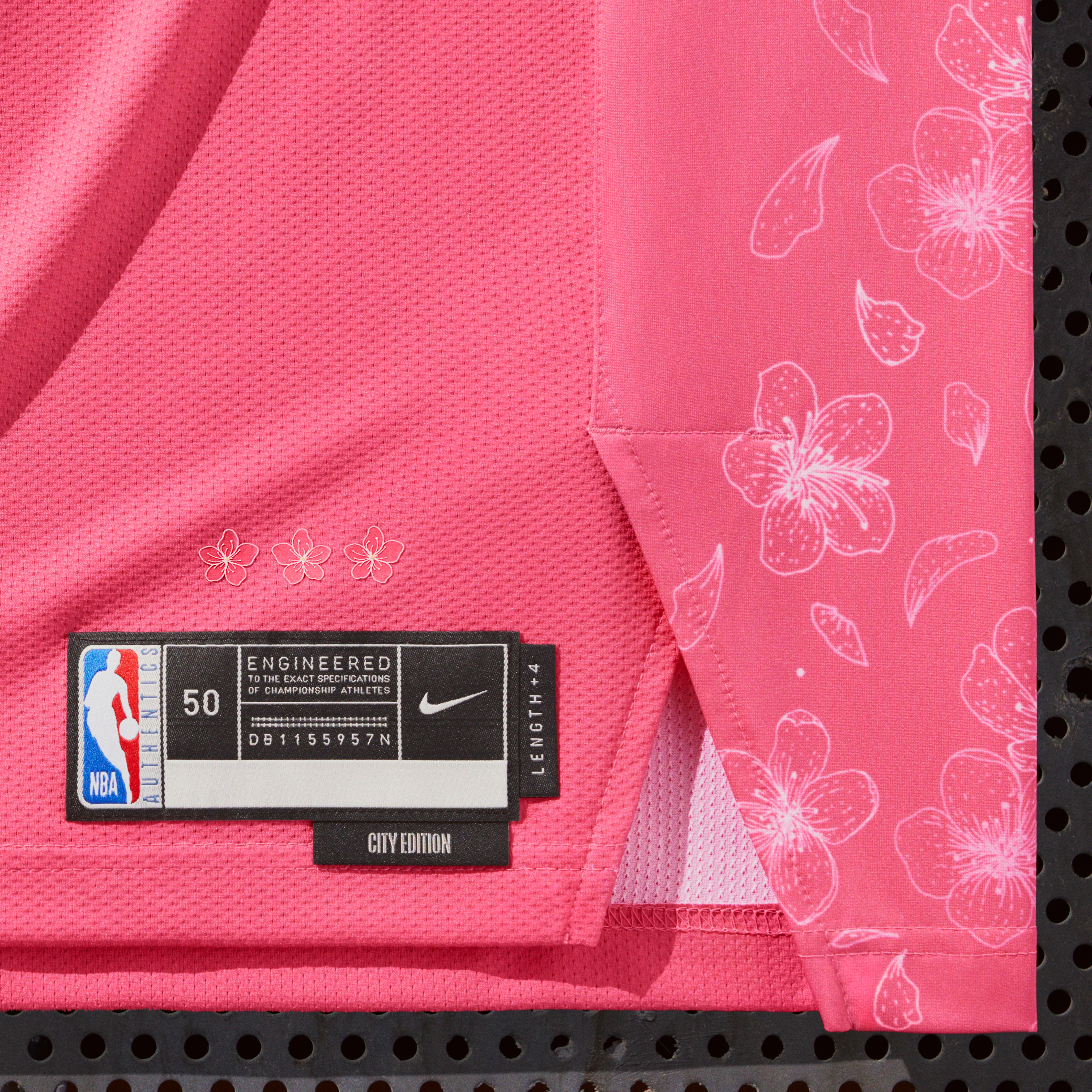 Ho22 Nbacityedition Na Offbody Washington Tag 00400 05