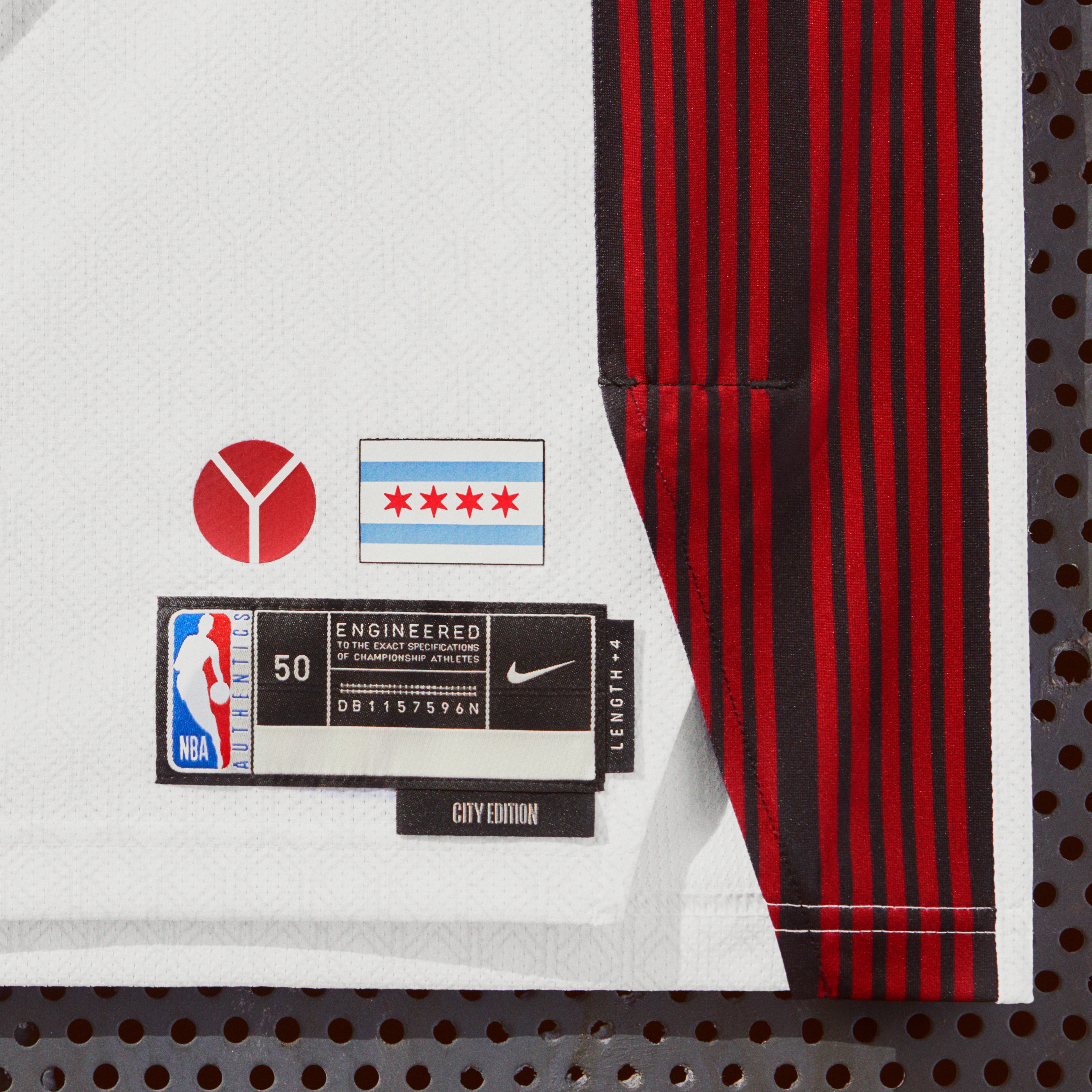 Ho22 Nbacityedition Na Offbody Chicago Tag 00562 05