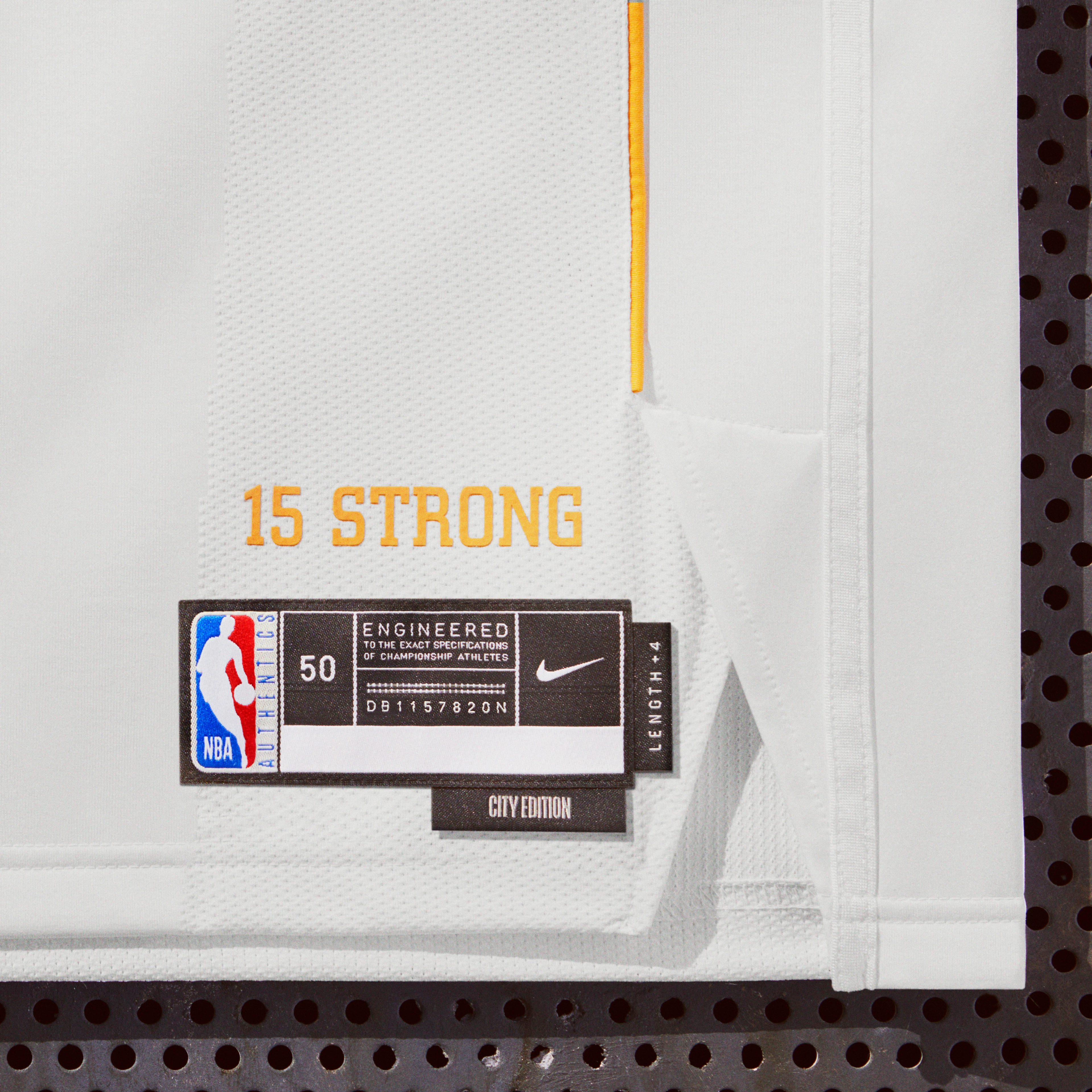 Ho22 Nbacityedition Na Offbody Miami Tag 00577 04