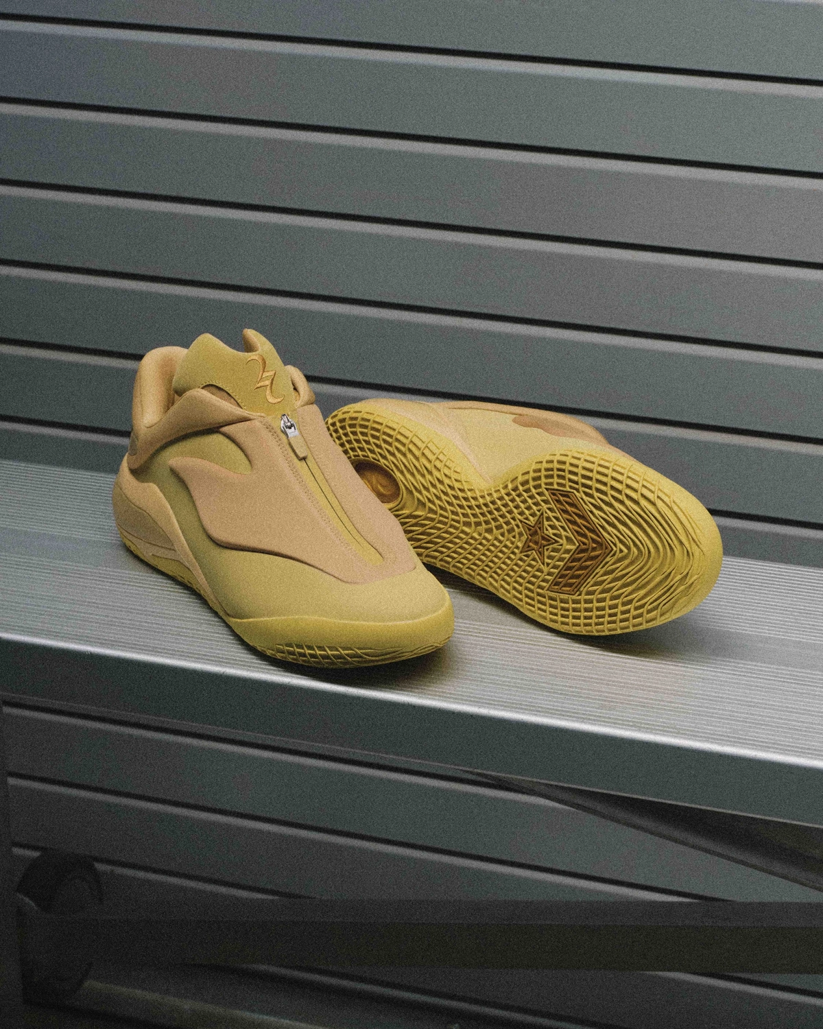 Der neue Converse SHAI 001: Der erste Signature-Schuh vom NBA All-Star ...