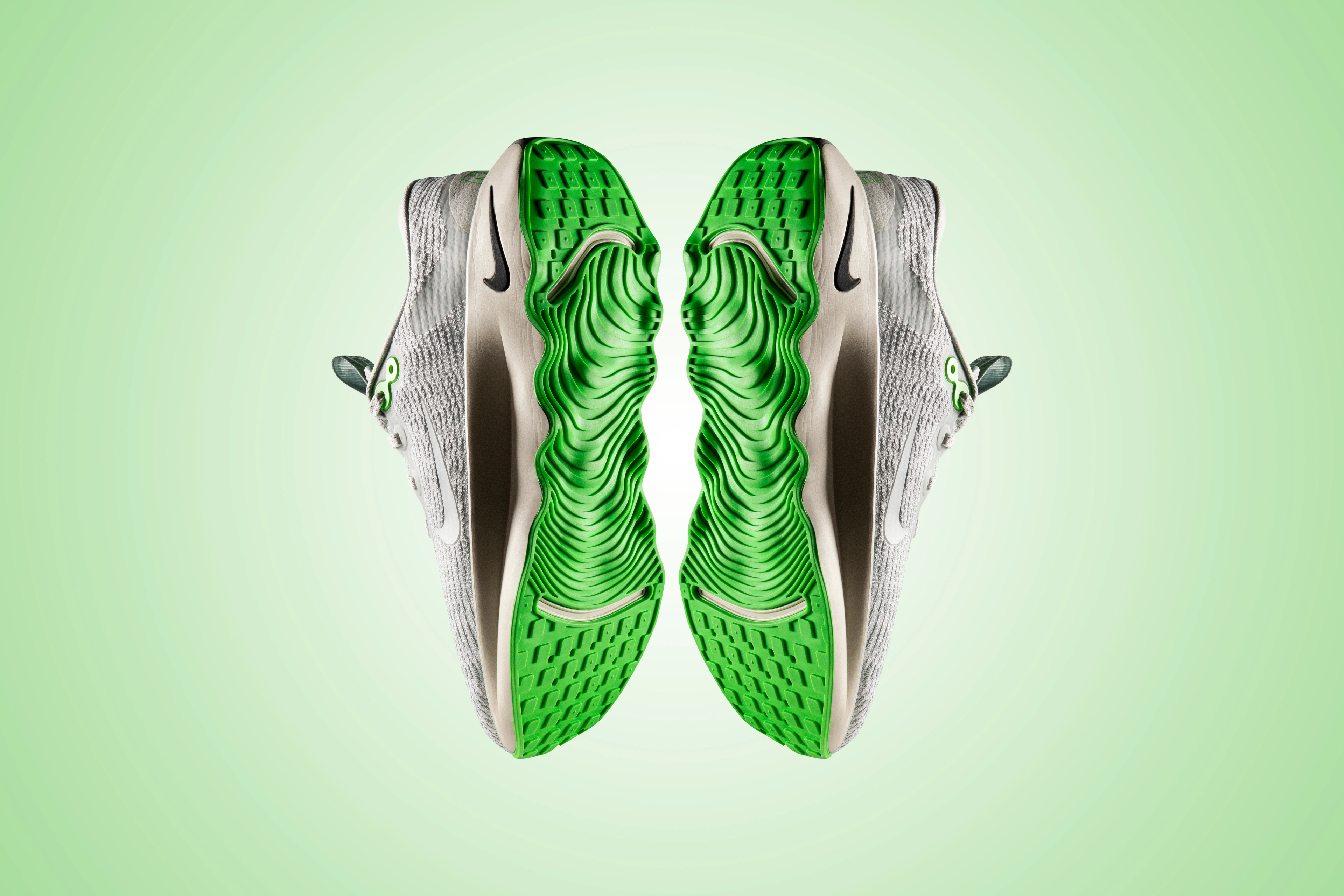 Nike Motiva Ftwr Hero Pair